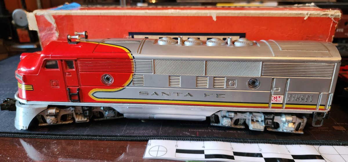 Lionel Santa Fe GM Diesel Locomotive